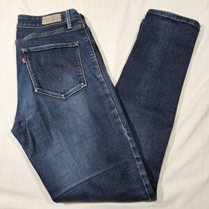 Levi's Women's Jeans Mid Rise Skinny Size 6 Dark Blue Indigo Wash Denim